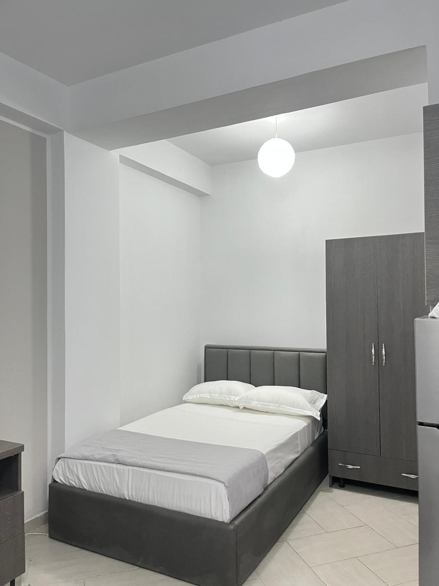 Blossom Apartments Vlore Exterior photo